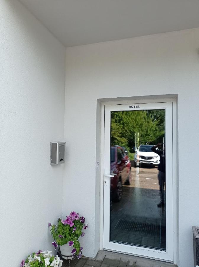 Apartment Jacuzzi Rr Terrace Vilnius Bagian luar foto