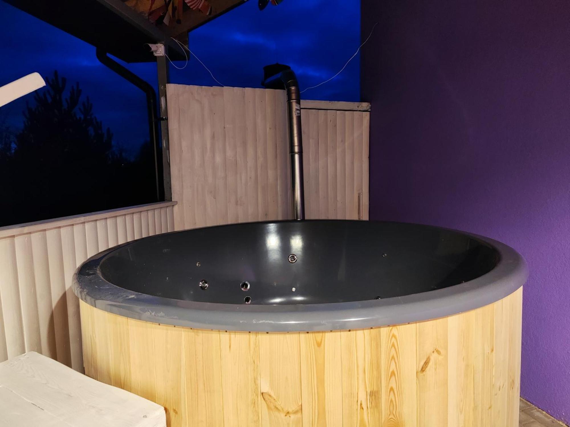 Apartment Jacuzzi Rr Terrace Vilnius Bagian luar foto